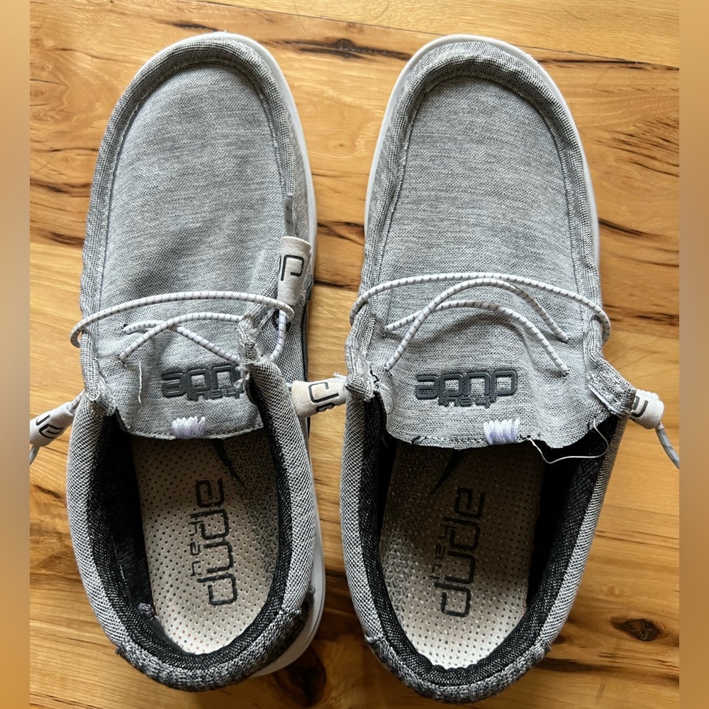 Men’s Hey Dude Shoes, Size 8